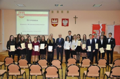 Wręczenie stypendi&oacute;w Starosty Wysokomazowieckiego