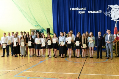 Akademia z okazji zakończenia roku szkolnego 2020 - 2021