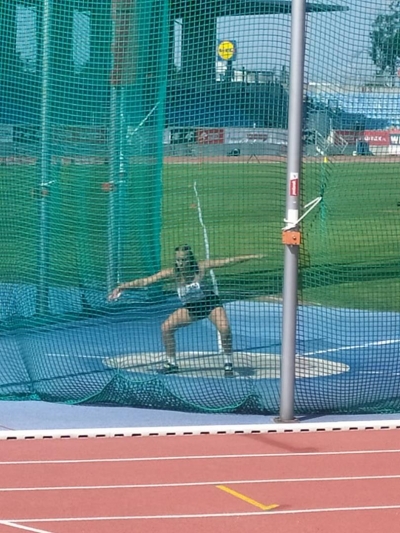 Natalia Wrzesińska - zawodniczka naszego klubu &bdquo;Rotmistrz&rdquo; Ciechanowiec na lekkoatletycznych Mistrzostwach Polski we Włocławku.