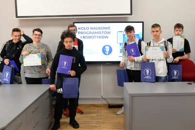 Doposażenie pracowni informatycznej na potrzeby Liceum Informatycznego i koła naukowego programist&oacute;w.