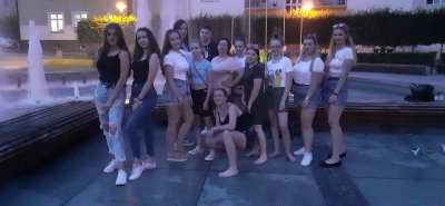 Nasi uczniowie zwiedzają Rzesz&oacute;w.