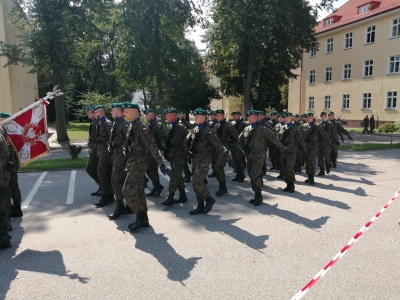 PRZYSIĘGA WOJSKOWA UCZNI&Oacute;W KLAS MUNDUROWYCH W RAMACH PROGRAMU SKR&Oacute;CONEJ SŁUŻBY WOJSKOWEJ
