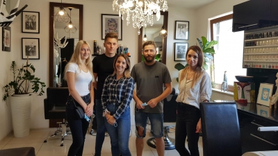 Rozpoczęły się staże zawodowe z wynagrodzeniem dla naszych uczni&oacute;w.